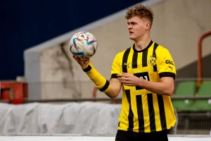 Tom Rothe beim Einwurf