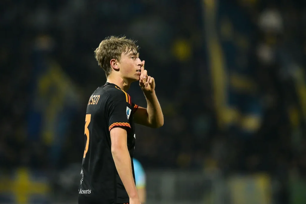 Dean Huijsen beim Jubeln