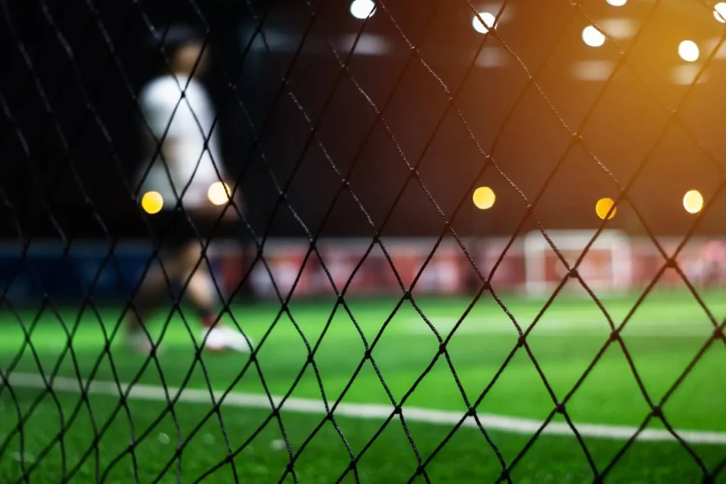 Blick von hinter dem Netz bei der Icon League