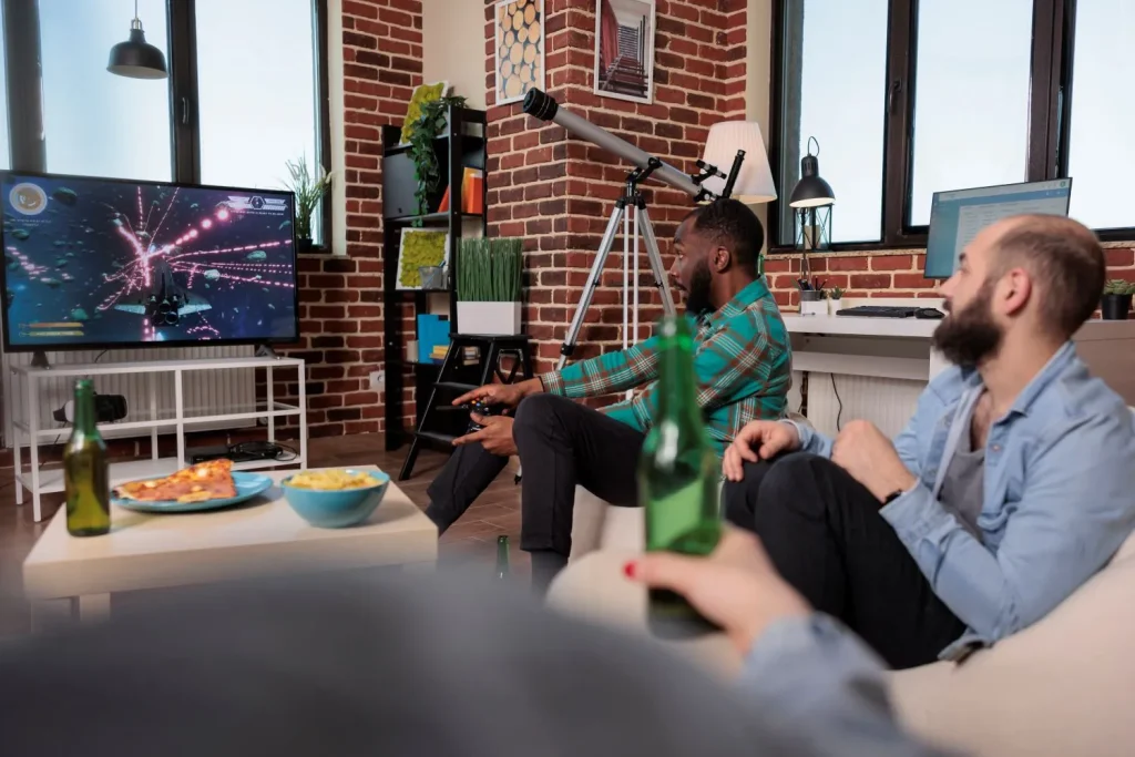 Fans schauen sich zu Hause virtuelle Sportwetten an