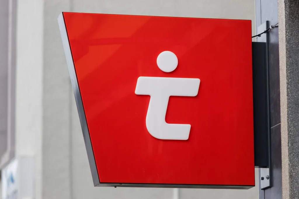 Schild von einem stationären Tipico-Shop