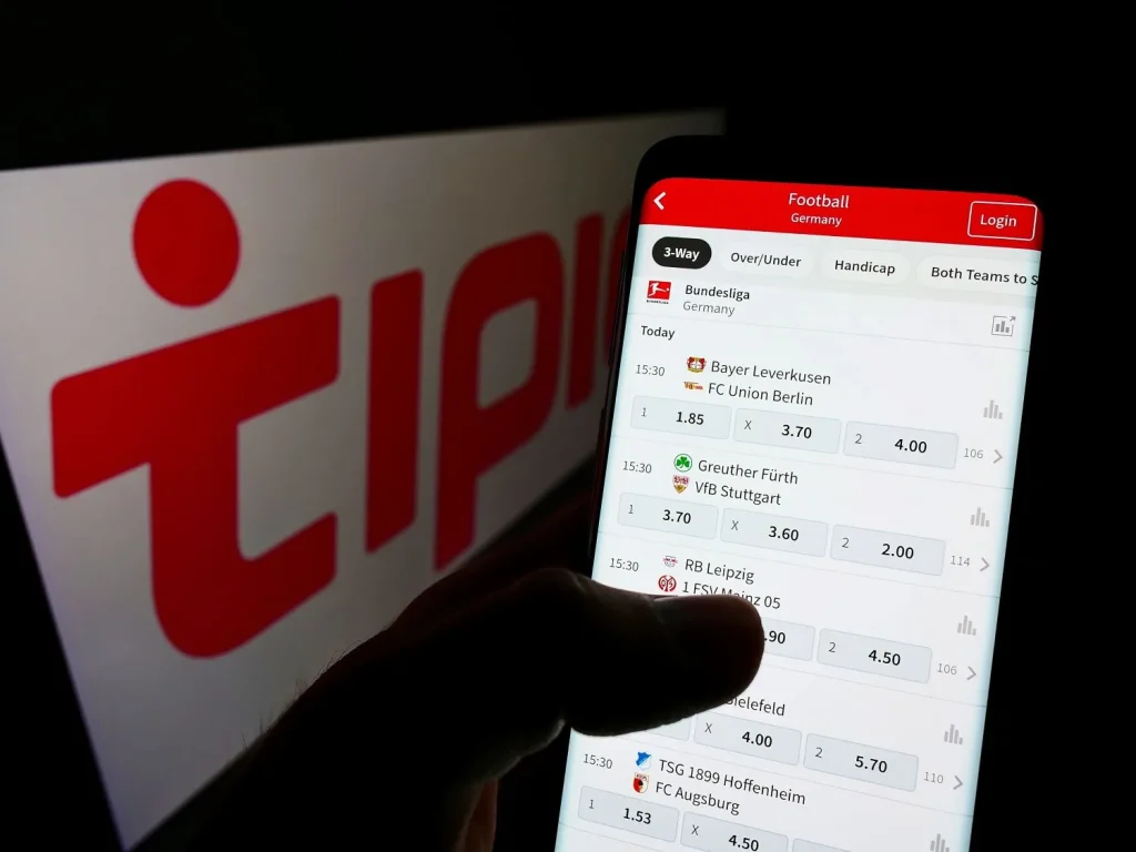 Tipico App mit Logo im Hintergrund