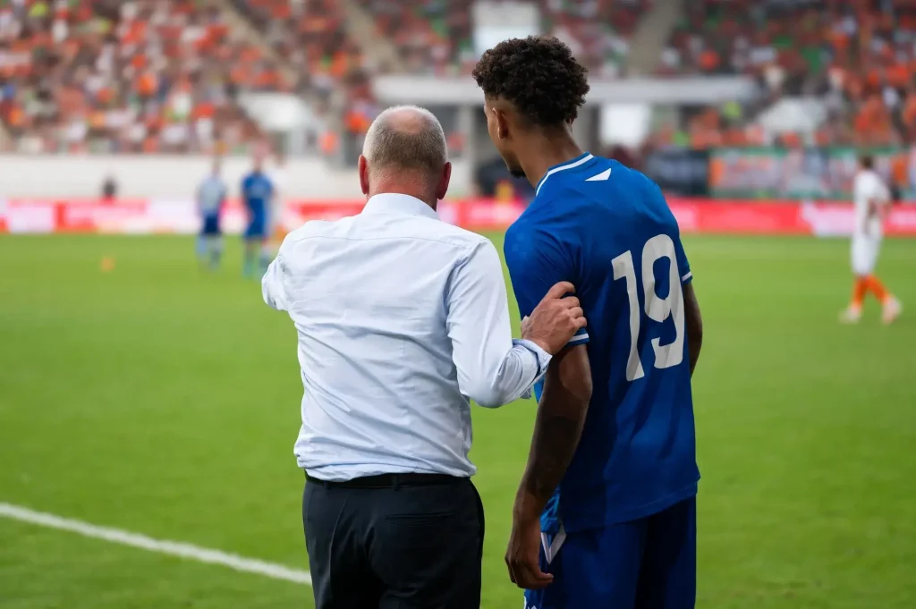 Spielertrainer im Profifußball: Die 5 bekanntesten Beispiele