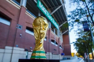 Der Fußball WM Pokal.