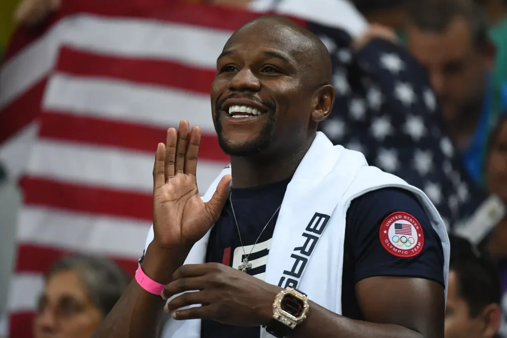 Die Chancen fuer Floyd Mayweather stehen gut bei einem potenziellen Kampf mit Mike Tyson.